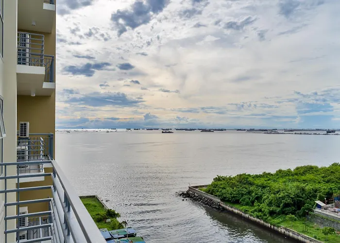 Apartment Luxury 1 2 & 3br Bay Sunset View ,near Okada, Moa & Airport , Free Parking Manila
