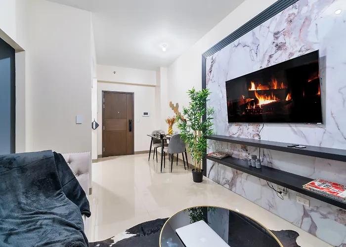 Luxury 1 2 & 3br Bay Sunset View ,near Okada, Moa & Airport Apartamento Manila